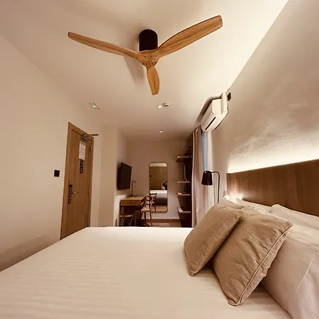 Nommadas Jero -adults Only Valencia