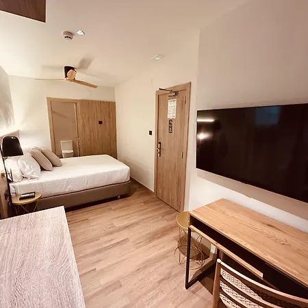 Nommadas Jero -adults Only Pensión